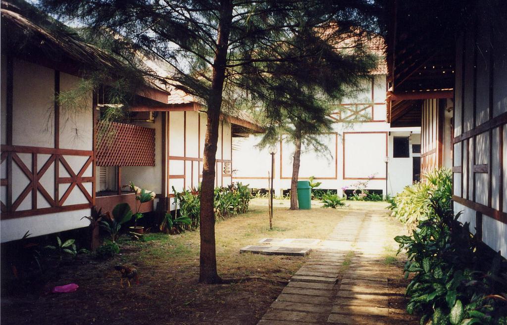 Duta Sands Beach Resort Kuantan Ngoại thất bức ảnh